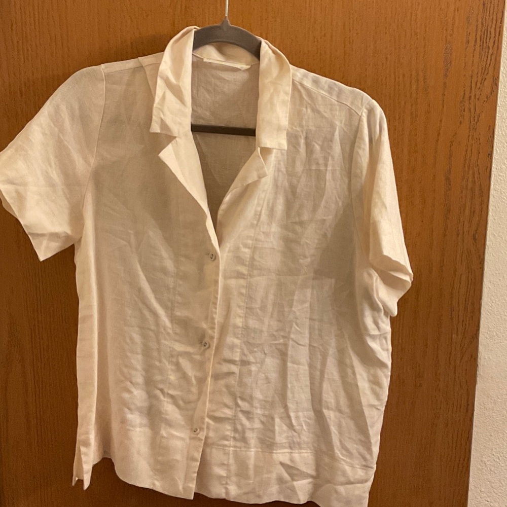 Everlane Short Sleeve Blouse